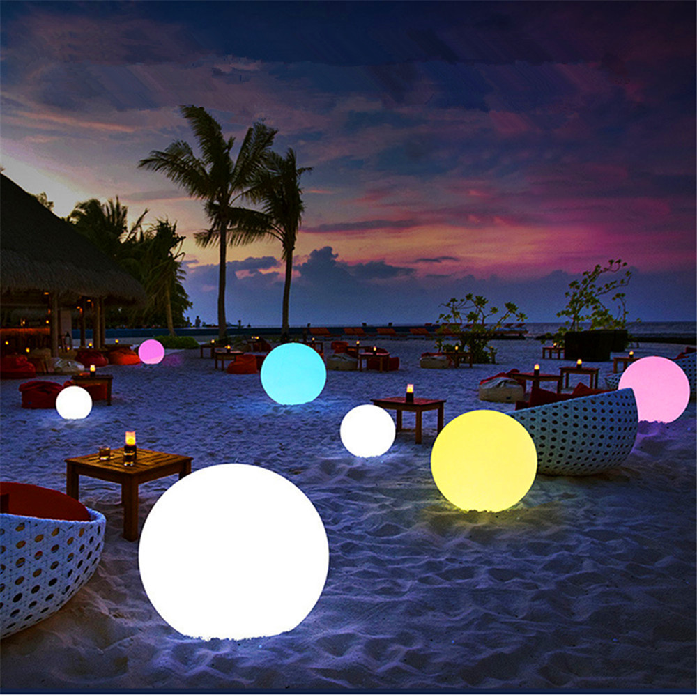 Boule lumineuse LED Rechargeab - Outdoor Lighting Effects avis et prix